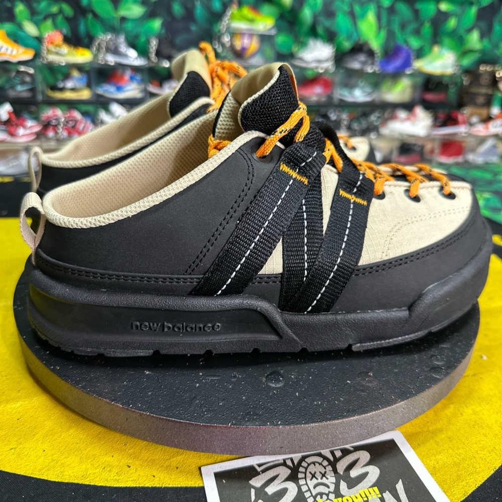 New Balance CRV Mule V2 ‘Yellow’ Size 5W - Picture 2 of 7